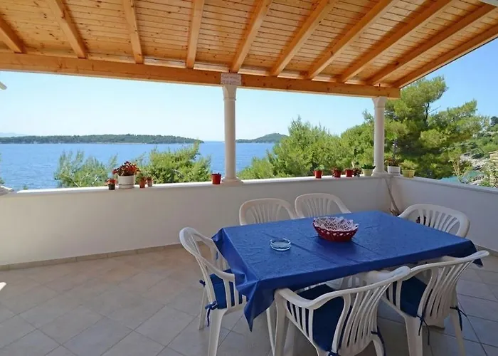 Casa de Férias Seaside House Prizba, Korcula - 24637 *